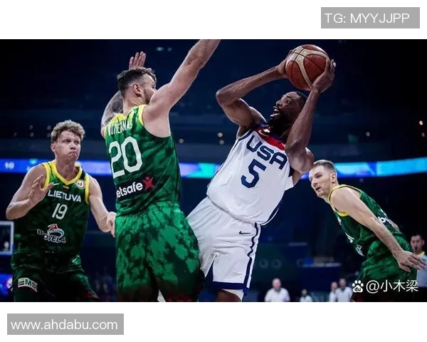 2008年北京奥运会男篮对决美国与立陶宛的精彩瞬间回顾