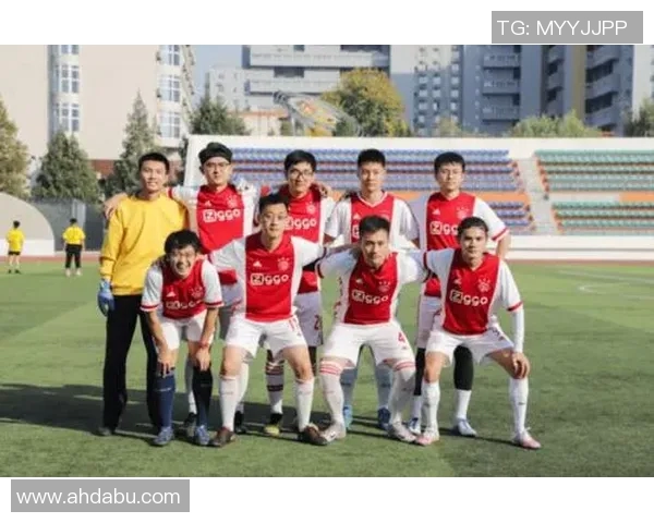 上海足球队在全国速度排行榜中荣登第九名展现出强劲实力与潜力